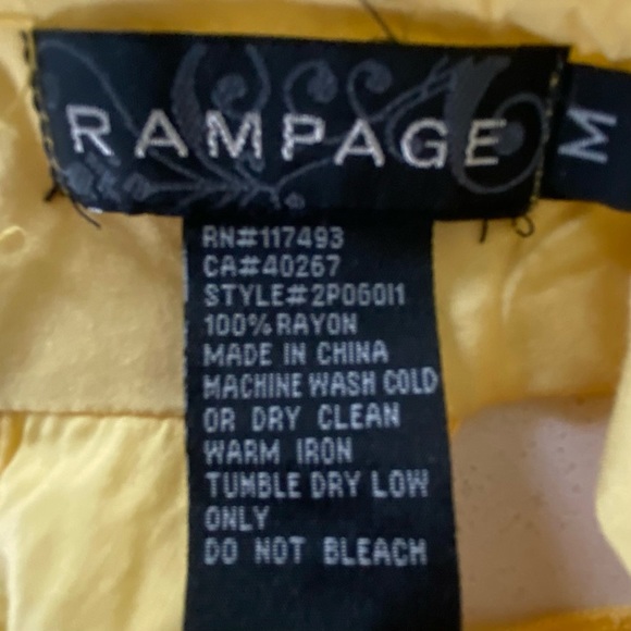 Rampage Ruffle Blouse - Picture 3 of 10